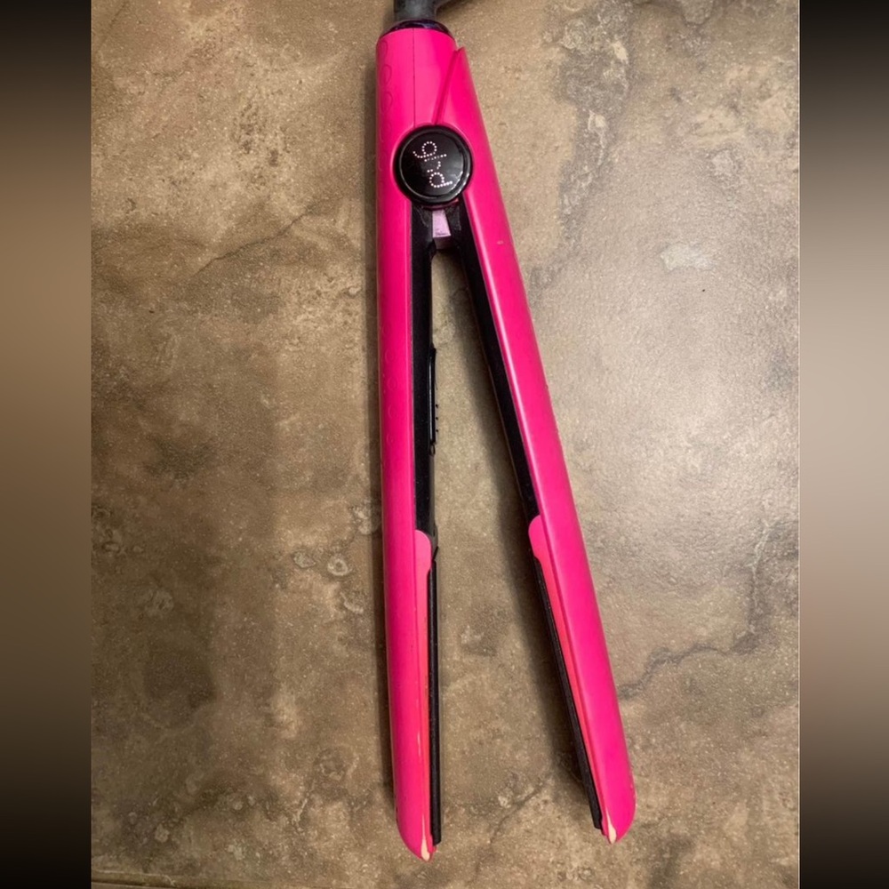 Pink GHD
